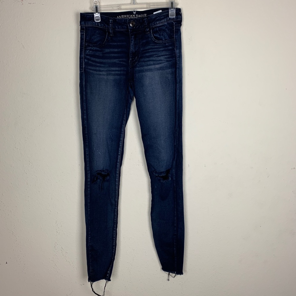 American Eagle- Dk Wash Jeggings Raw hem size 8Xl